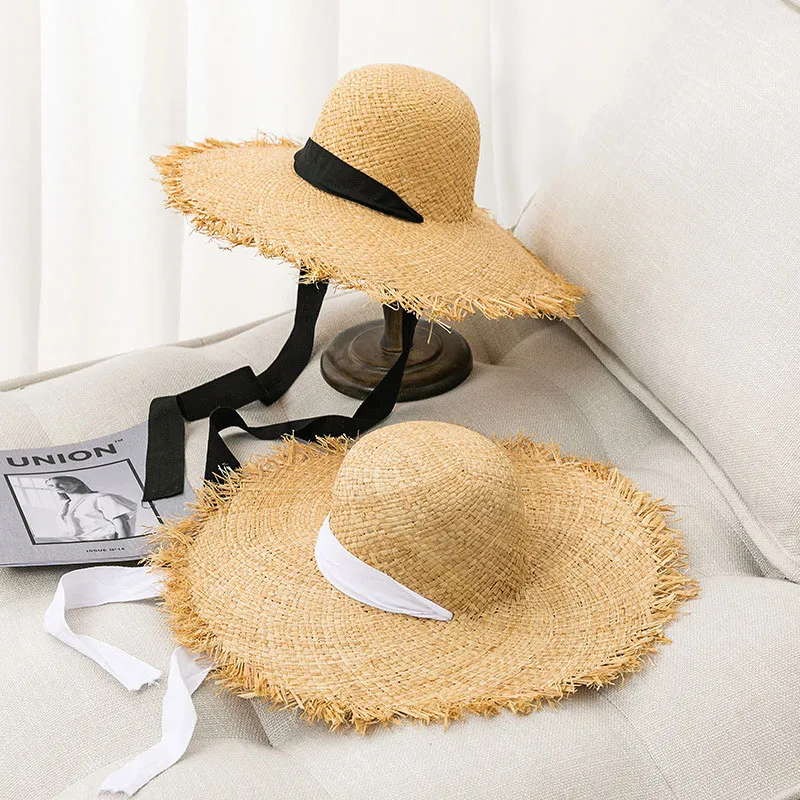 Zeintzuk dira Floppy Straw Hat-en ezaugarriak?